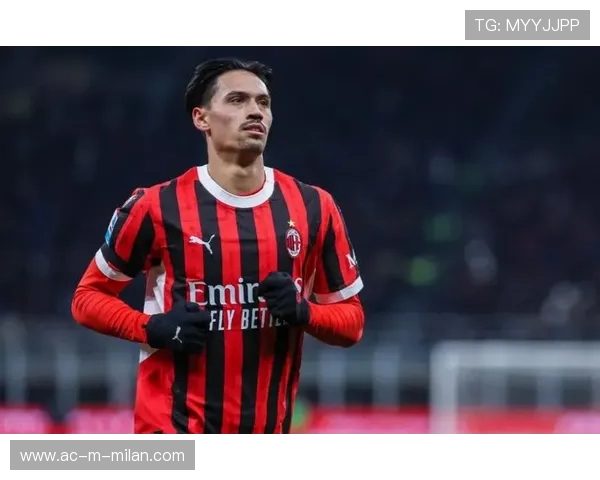 AC米兰在推进中更注重速度与角度,传球更精确