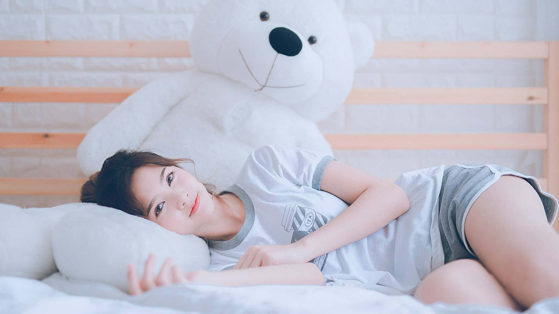 米兰体育APP-德甲冠军争夺:雷霆万钧的操控与反击,德甲名场面